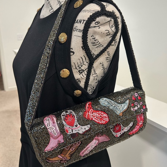Chic Embellished Shoulder Bag with Boot Designs - Picture 2 of 15